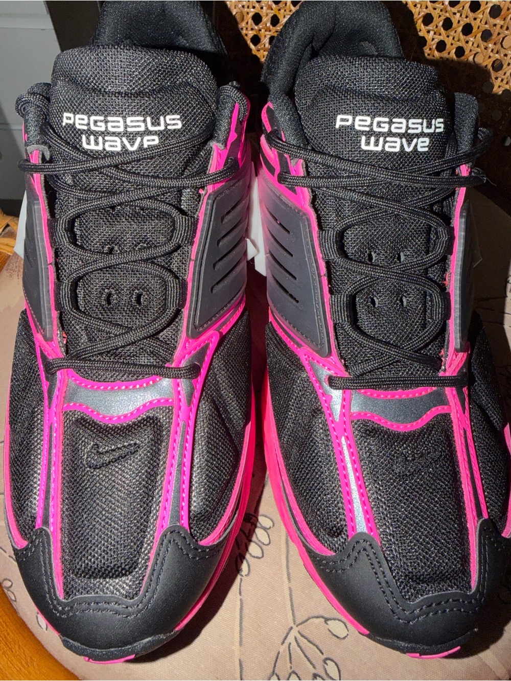 Nike Women's Black & Hot Pink Pegasus Wave Sneakers